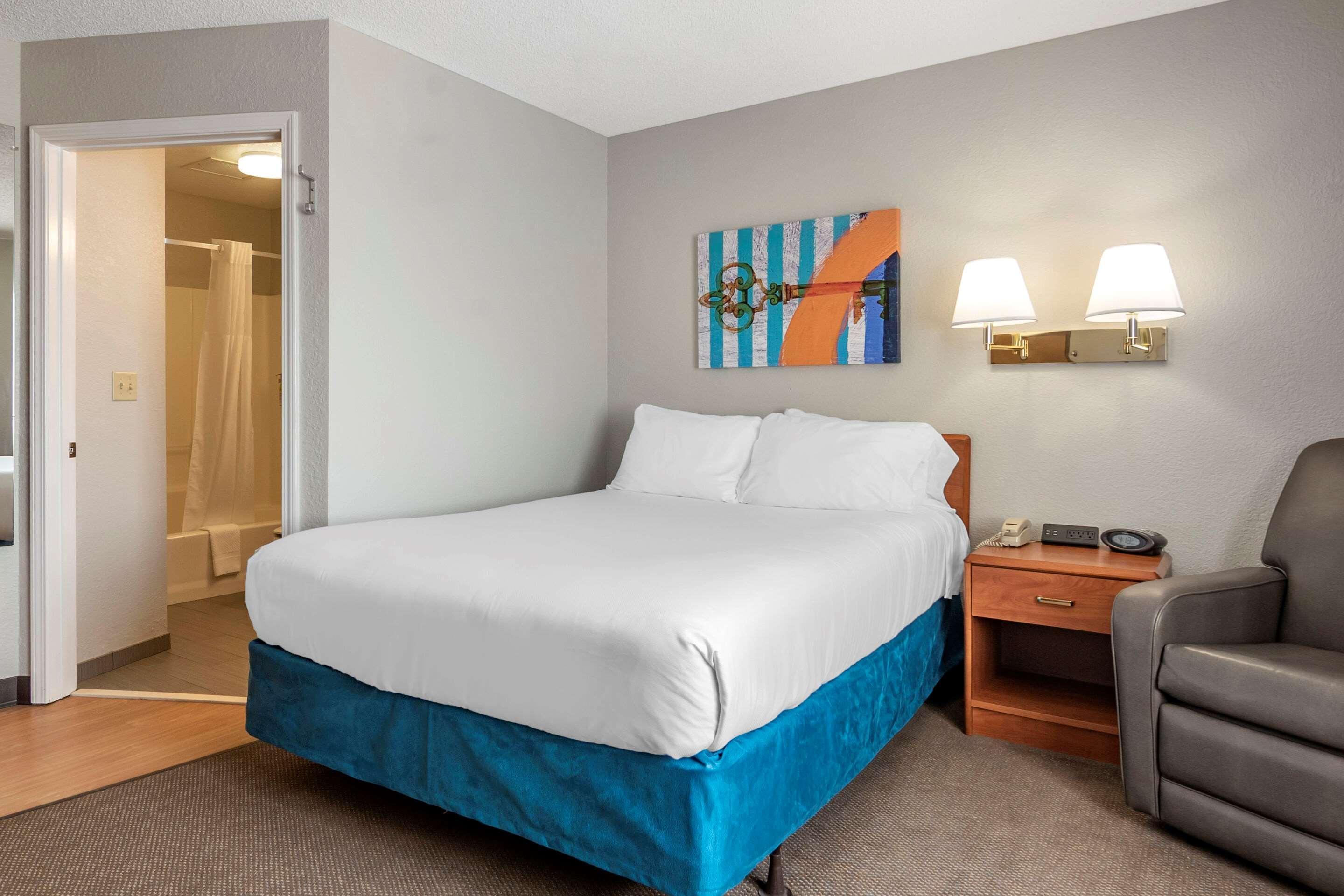 Mainstay Suites אמפוריה מראה חיצוני תמונה