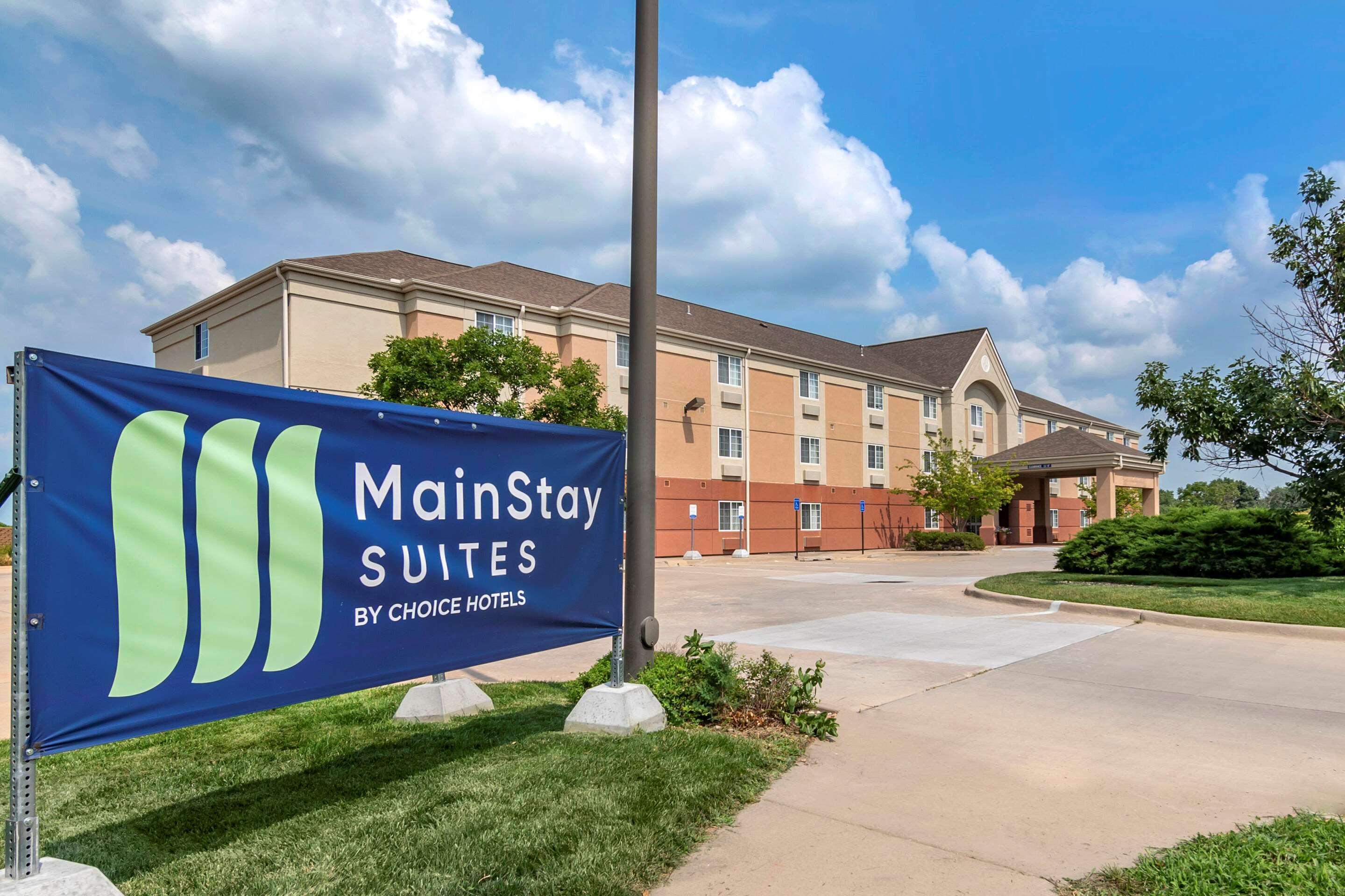 Mainstay Suites אמפוריה מראה חיצוני תמונה