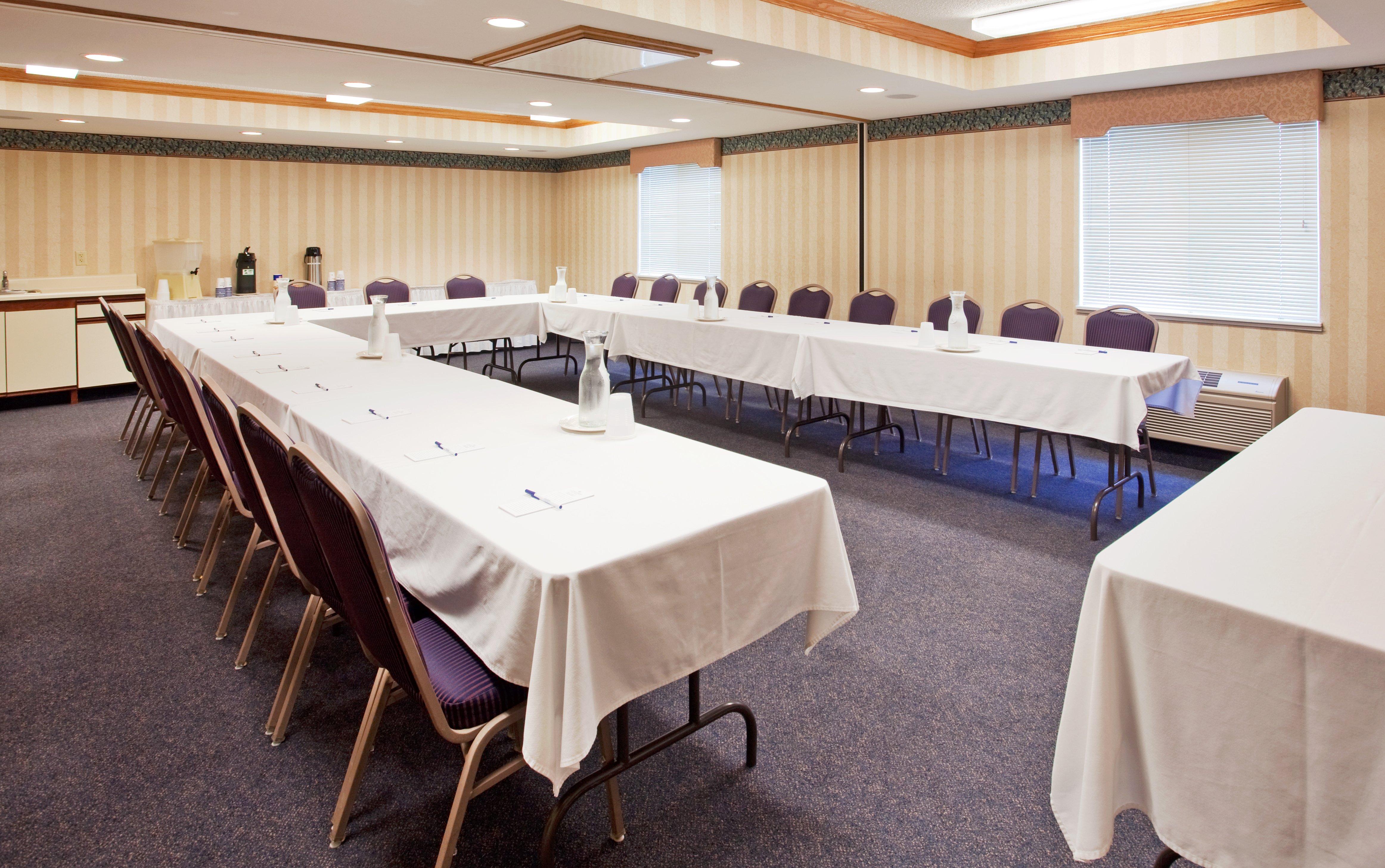 Mainstay Suites אמפוריה מראה חיצוני תמונה