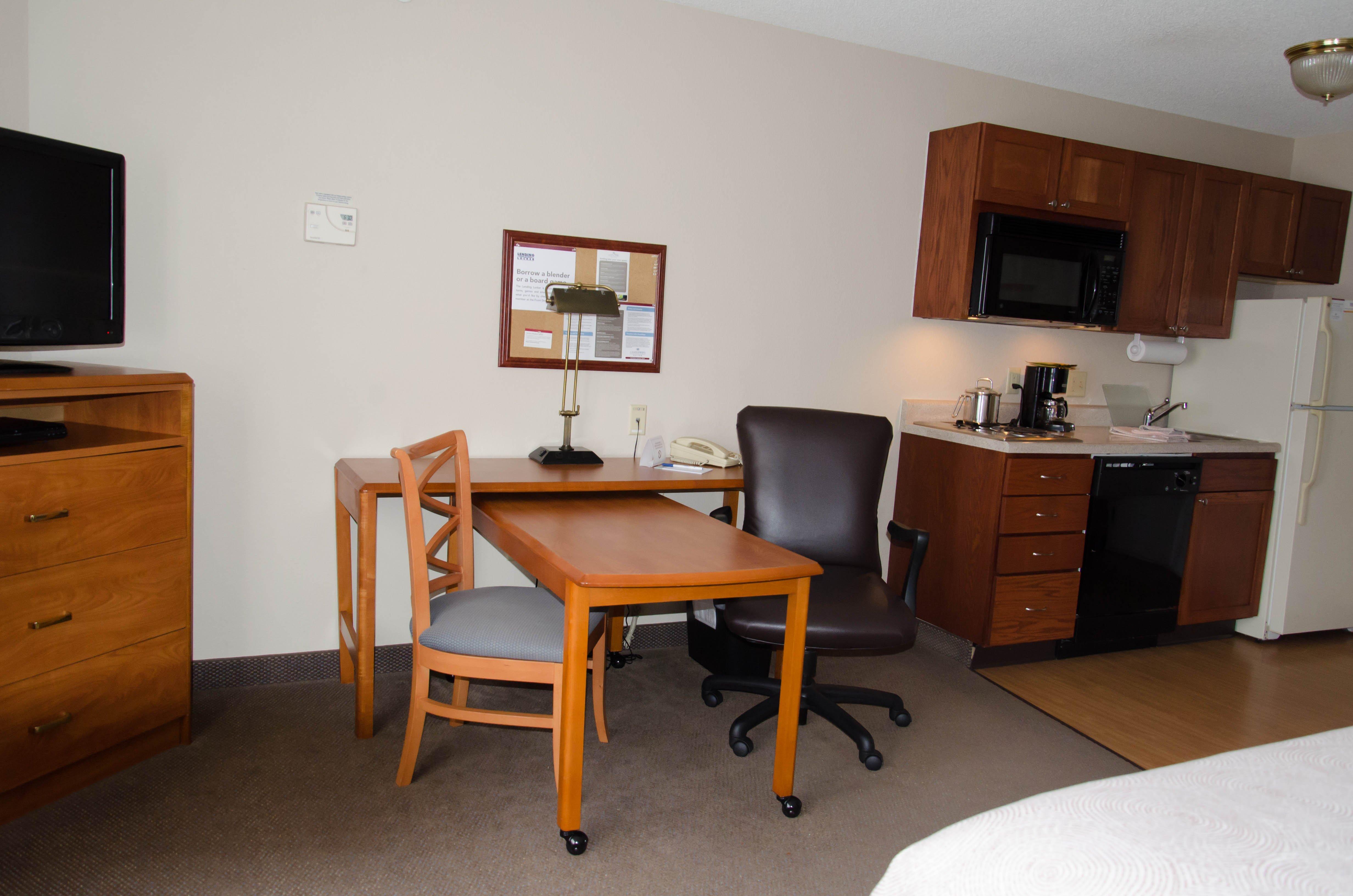 Mainstay Suites אמפוריה מראה חיצוני תמונה