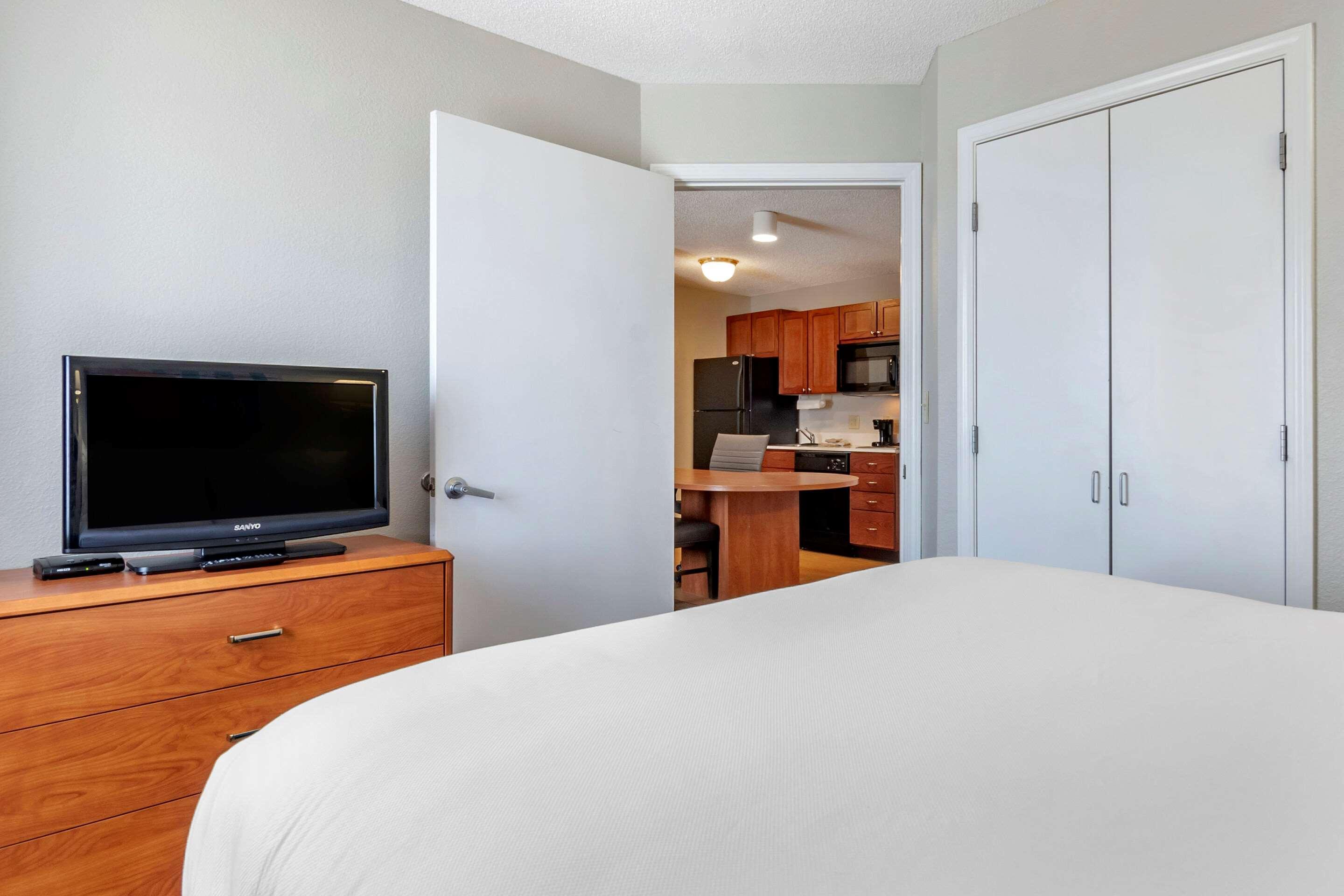 Mainstay Suites אמפוריה מראה חיצוני תמונה